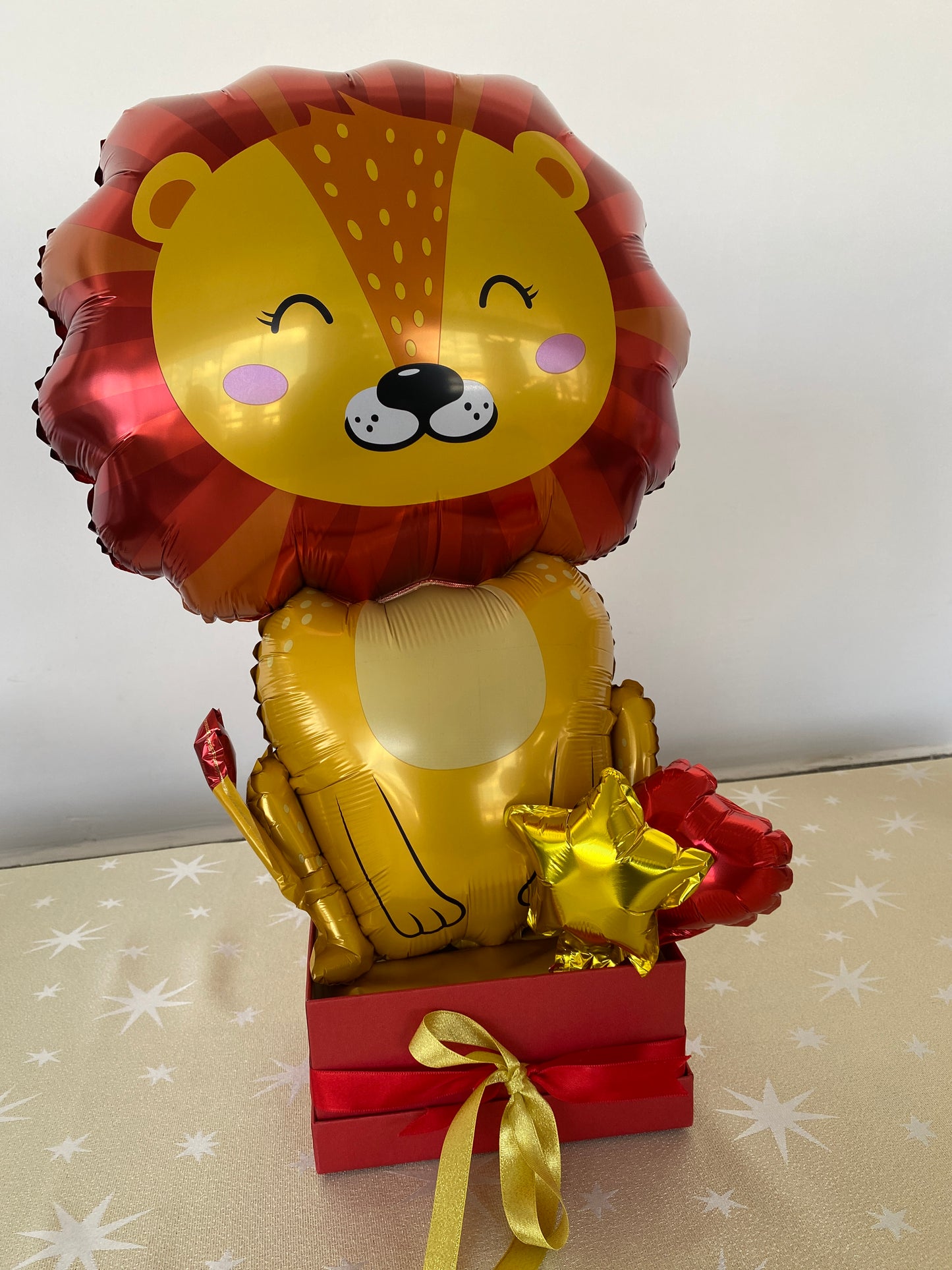 Kişiye Özel Mesajlı Hediye Balon – Aslan Hayvan Figürlü Yenidoğan Hediyesi, Sarı & Kırmızı & Çocuklar için Doğum Günü Hediyesi & Galatasaray Aşığına Hediye